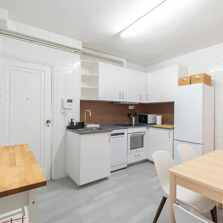 Gran By Balaidos Apartament *